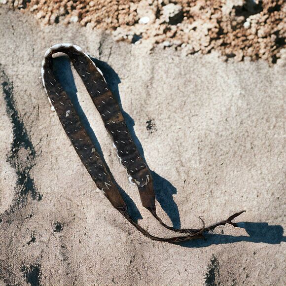 COWRIE SHELLS & LEATHER Vintage Brown Belt One Size 44" length - Picture 3 of 3